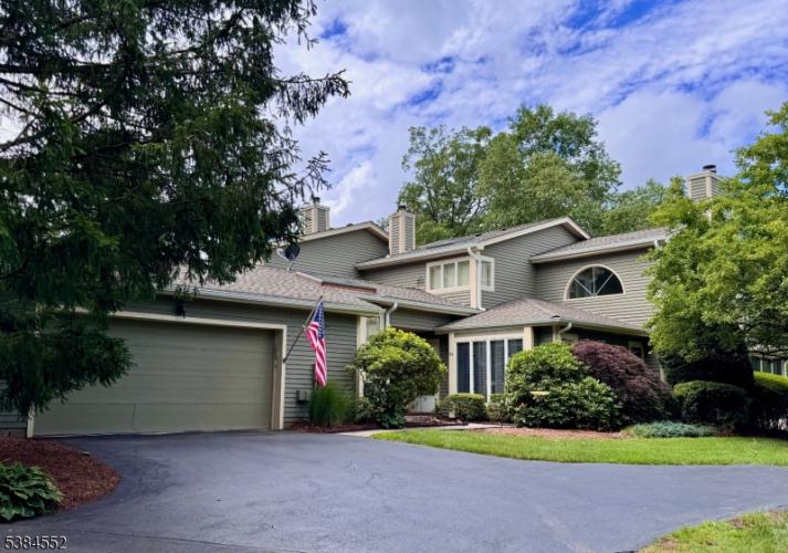 Photo of 63 Old Fourth Drive, Jefferson NJ