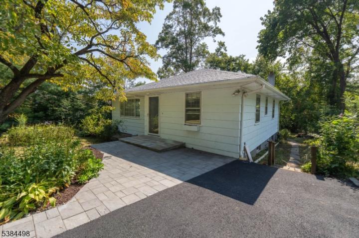 Photo of 183 Long Hill Road