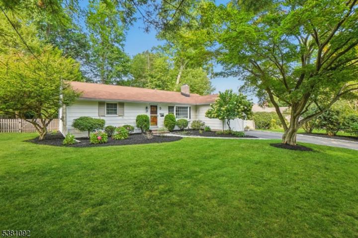 Photo of 9 Overhill Drive, Madison NJ