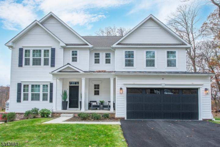 Photo of 5 Zachary Drive, Roxbury NJ