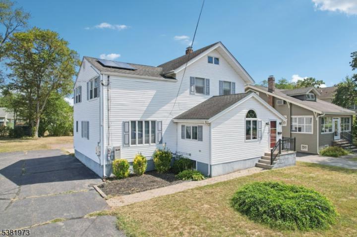 Photo of 108 Boulevard, Pequannock NJ
