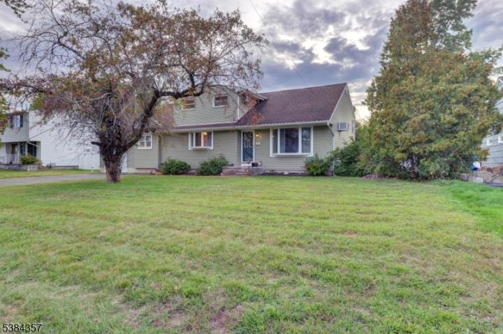 Photo of 32 Parsons Road, Lincoln Park NJ