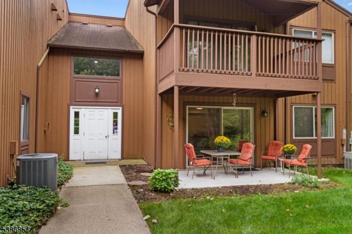 Photo of 99 Drake Lane 99, Roxbury NJ