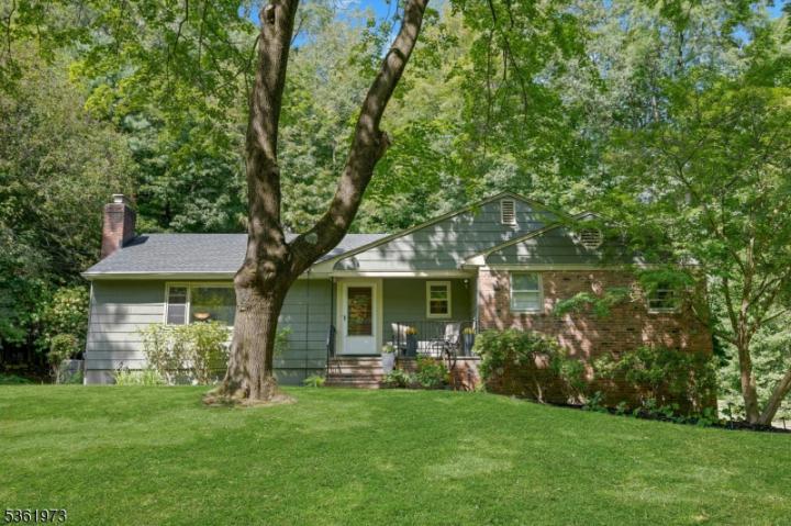 Photo of 6 Brookfield Way, Morris NJ