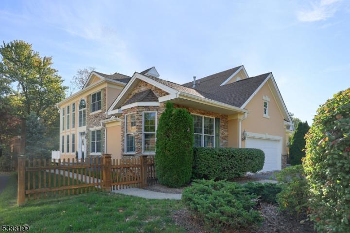 Photo of 4 Brown Court, Chester NJ