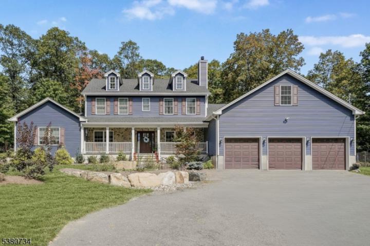 Photo of 66 Taylortown Road, Montville NJ