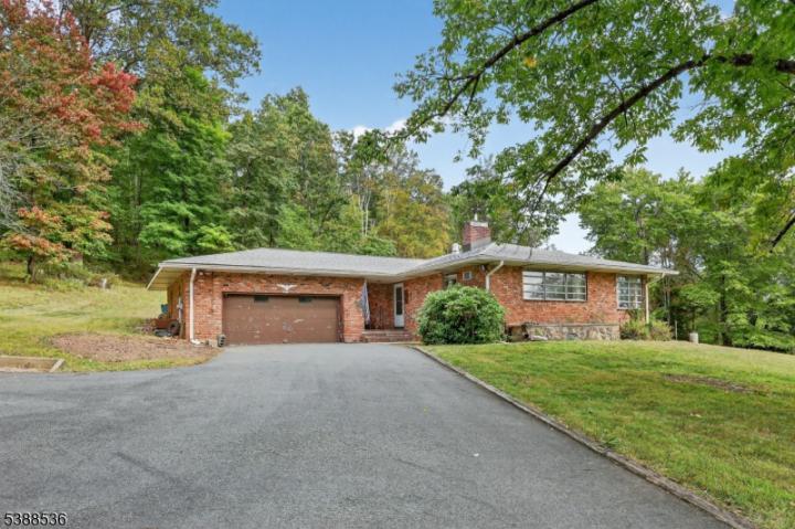 Photo of 532 Drakestown Road, Mount Olive NJ