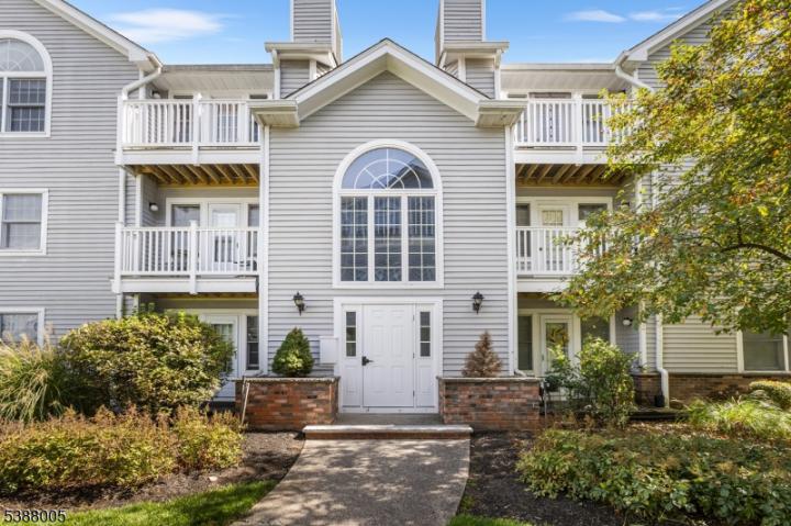 Photo of 71 Genoble Road 71, Montville NJ