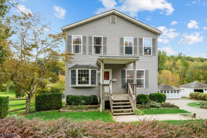 Photo of 8 Mendham Avenue, Morris NJ