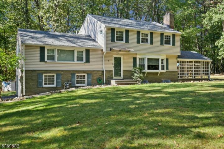 Photo of 42 Flintlock Road, Parsippany Troy Hills NJ