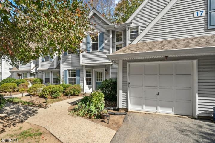 Photo of 1706 Hazelton Drive, Pequannock NJ