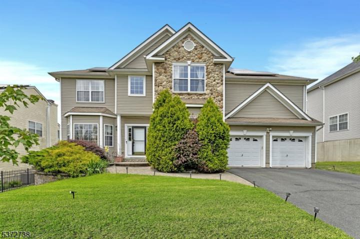 Photo of 692 Skyline Drive, Jefferson NJ