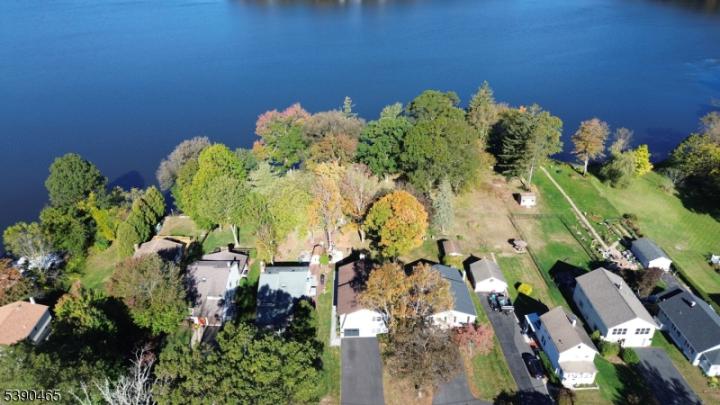Photo of 11 Washington Street, Roxbury NJ