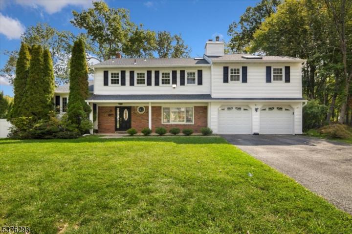 Photo of 21 New England Drive, Parsippany Troy Hills NJ