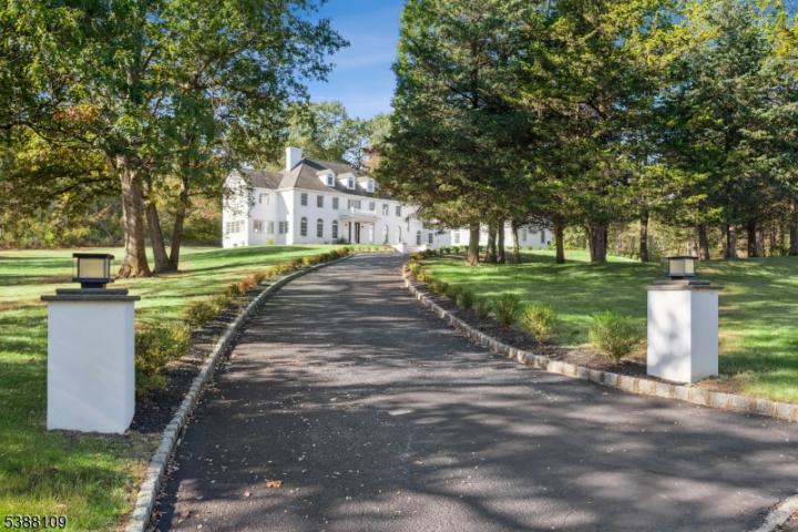 Photo of 2 Wright Lane, Mendham NJ