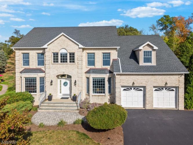 Photo of 5 Berlin Lane, Montville NJ