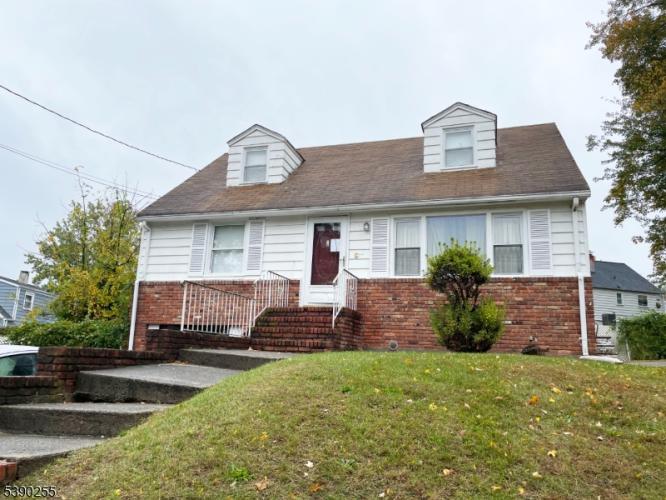 Photo of 9 Hillairy Court, Morristown Town NJ
