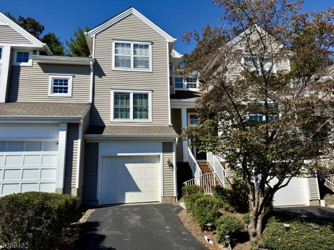 Photo of 3 Woodmont Drive, Randolph NJ
