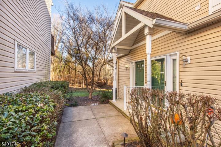 Photo of 18 Bristol Court