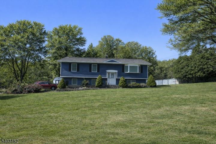 Photo of 2 Robert Street, Mount Olive NJ