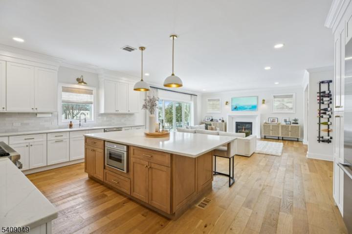 Photo of 8 Fox Chase Road