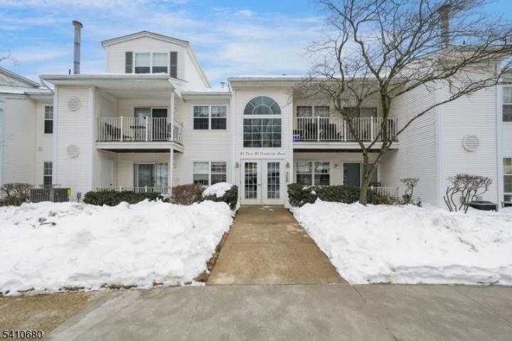 Photo of 51 Crestview Lane