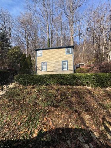 Photo of 233 Franklin Road