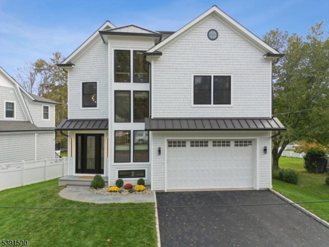 Photo of 15 Lake Road, Chatham NJ