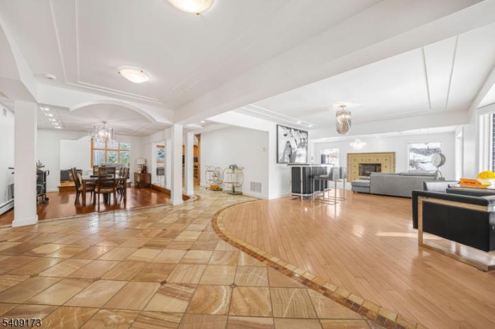 Photo of 72 Stony Brook Road, Montville NJ