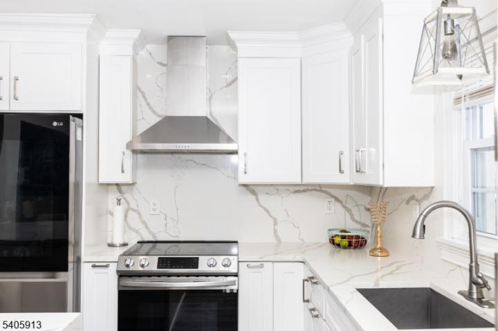 Photo of 654 Succasunna Road, Mount Arlington NJ