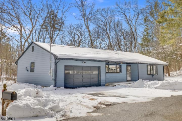 Photo of 15 Winding Brook Way