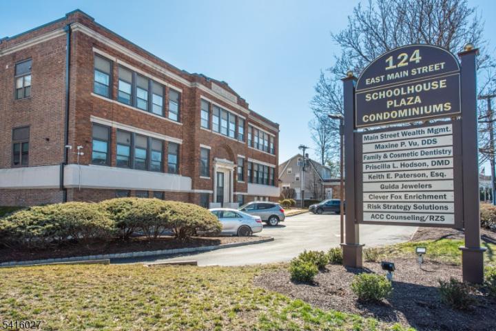 Photo of 124 E Main Street 215