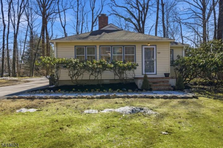 Photo of 54 Cobb Road, Mountain Lakes NJ