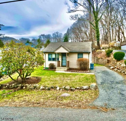 Photo of 51 Terrace Avenue