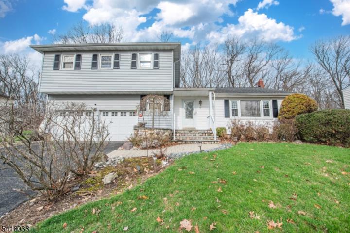 Photo of 10 Celtic Way, Parsippany Troy Hills NJ