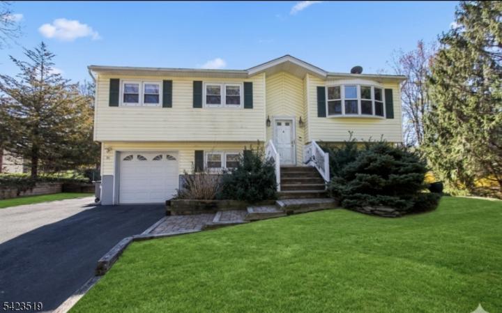 Photo of 35 Mary Ann Road, Jefferson NJ