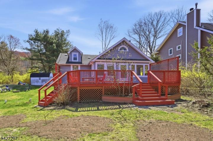 Photo of 6 Timberwood Lane, Jefferson NJ