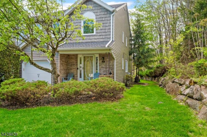Photo of 94 Edgefield Drive, Parsippany Troy Hills NJ