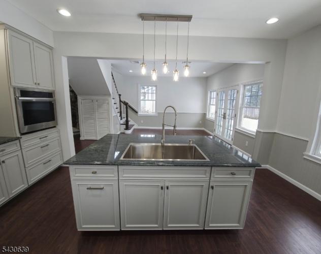 Photo of 27 Forest Road