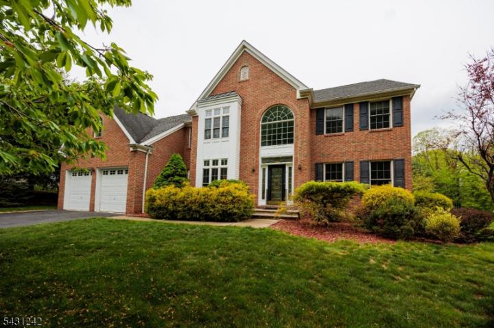 Photo of 8 Overlook Drive