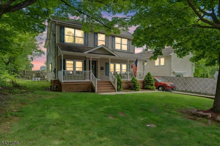 Photo of 10 Reaville Court, Parsippany Troy Hills NJ
