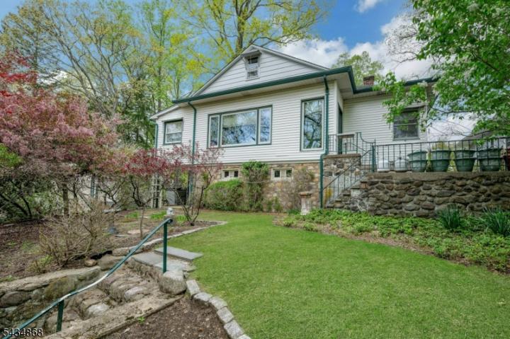 Photo of 123 Reservoir Drive
