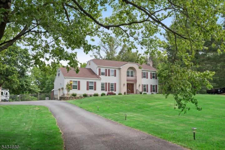 Photo of 5 Glen Ridge Drive