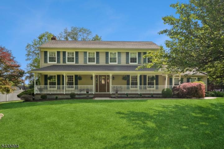 Photo of 4 Amherst Drive