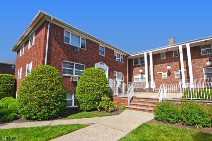 Photo of 199 North Beverwyck Road A 3 3, Parsippany Troy Hills NJ