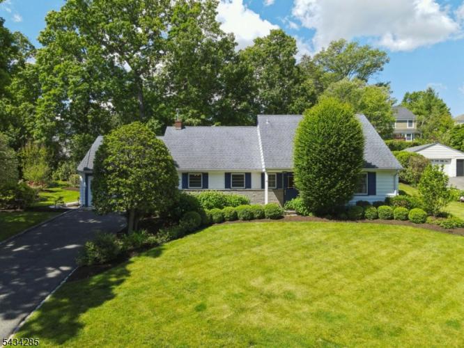 Photo of 14 Pine Avenue