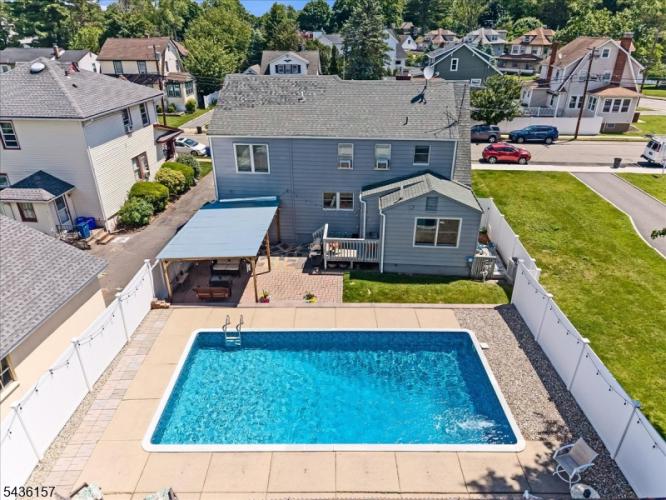 Photo of 121 Kanouse Street