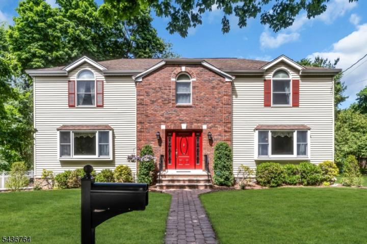 Photo of Call 215-699-5555