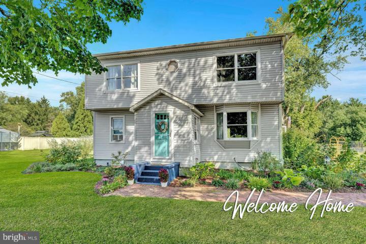 Photo of 254 Friendship Road, Cranbury NJ