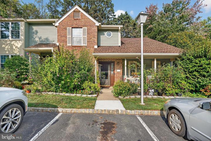 Photo of 1106 Hickory Court, Monmouth Junction NJ